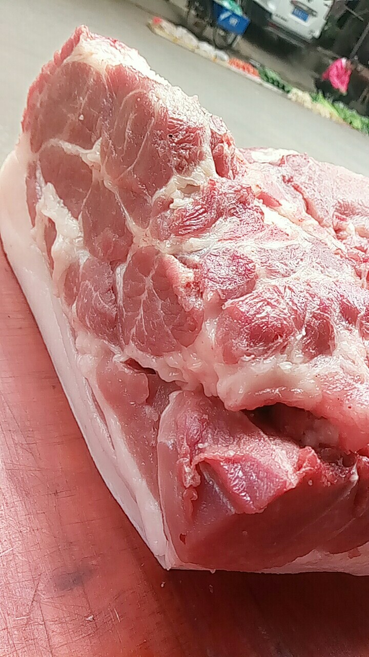 猪肉落价了,贱到没人买吃