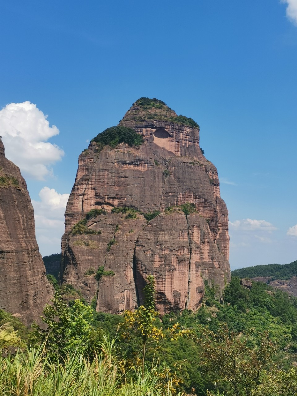 桂平贵港白石山图片